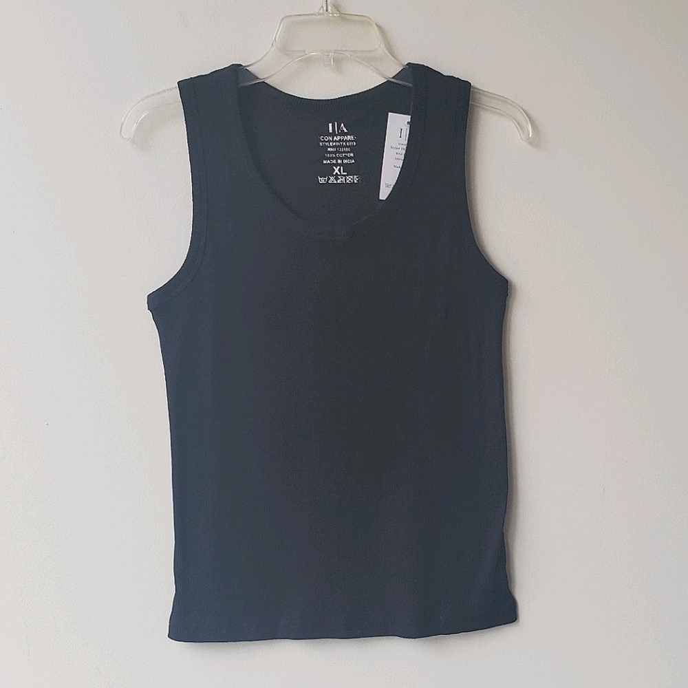 NWT Icon Apparel Ribbed Tank